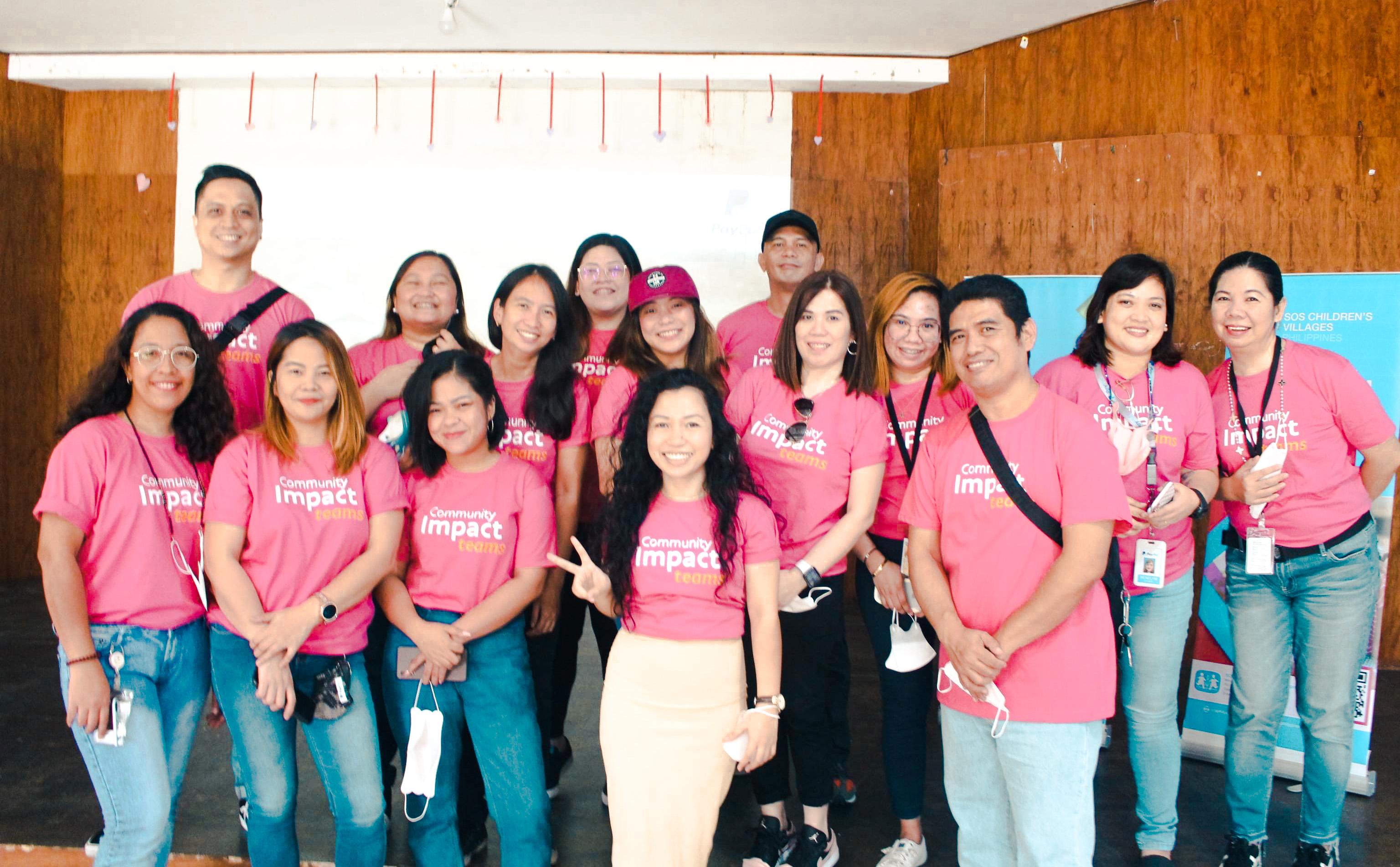 PayPal Community Impact Team in Manila, Philippinen